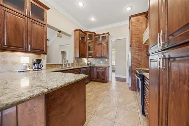 2245 Strangmeier Road, Brenham, TX 77833