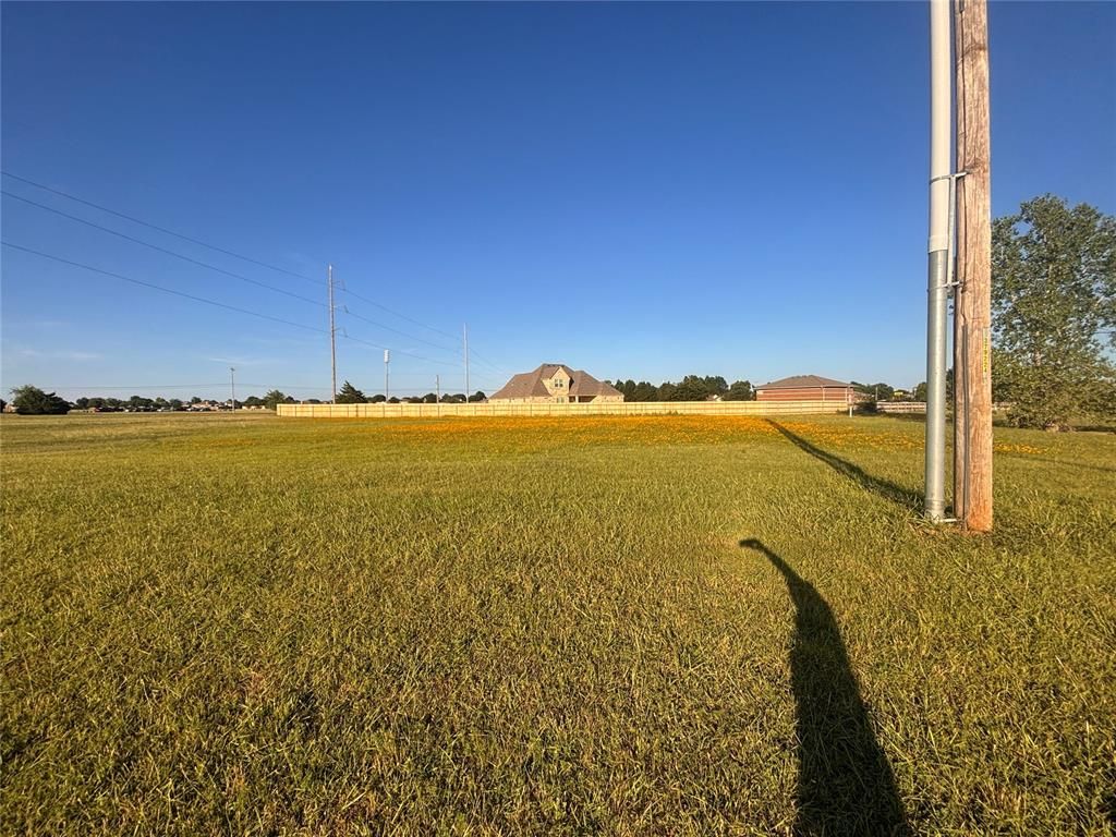S Eastern Avenue, Moore, OK 73160