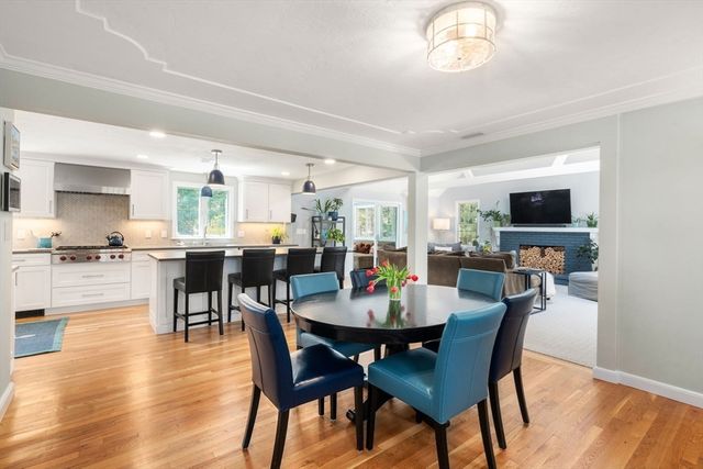 70 Cross Creek Ln, Duxbury, MA 02332