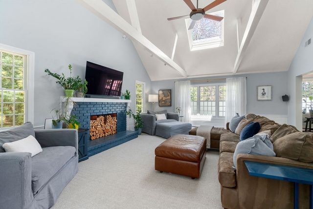 70 Cross Creek Ln, Duxbury, MA 02332
