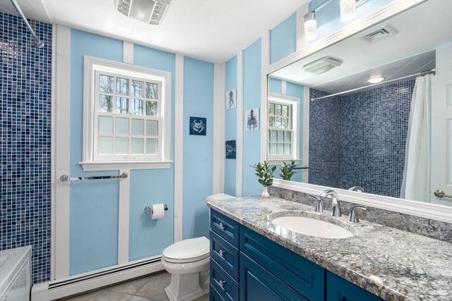 70 Cross Creek Ln, Duxbury, MA 02332