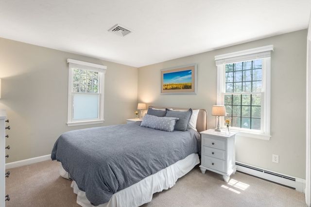 70 Cross Creek Ln, Duxbury, MA 02332