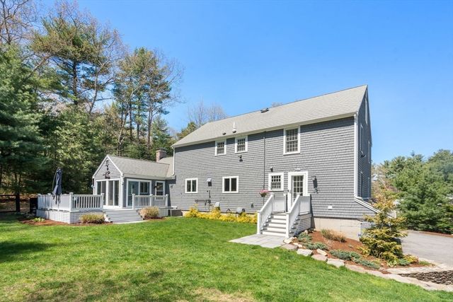 70 Cross Creek Ln, Duxbury, MA 02332