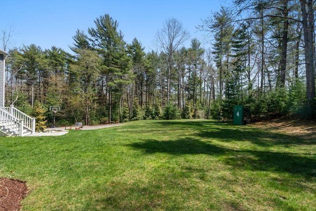 70 Cross Creek Ln, Duxbury, MA 02332