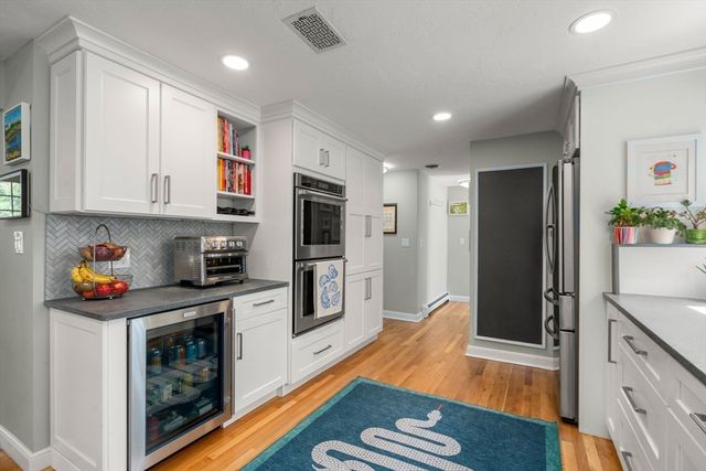 70 Cross Creek Ln, Duxbury, MA 02332