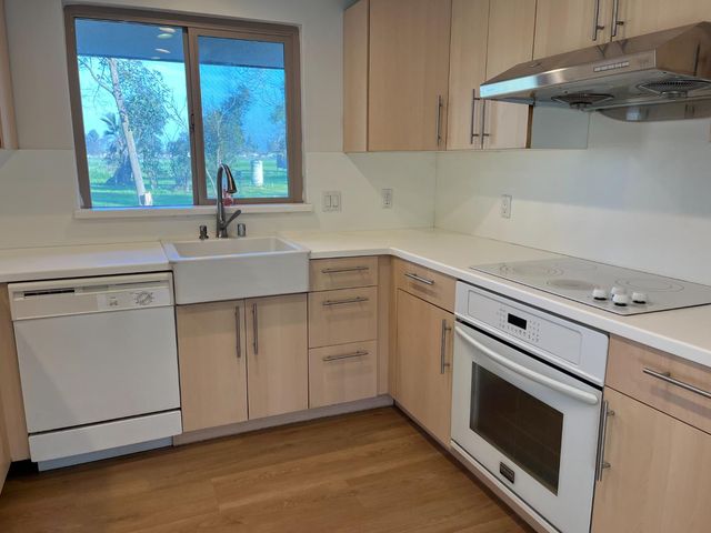 1652 N Cornelia, Fresno, CA 93722