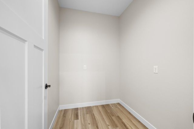 2401 15th St NW, Minot, ND 58703