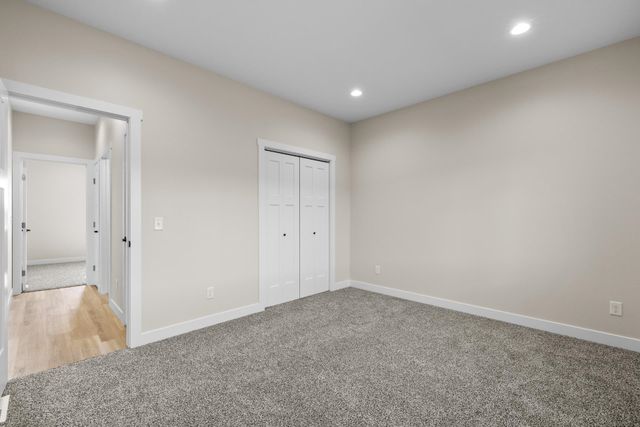 2401 15th St NW, Minot, ND 58703