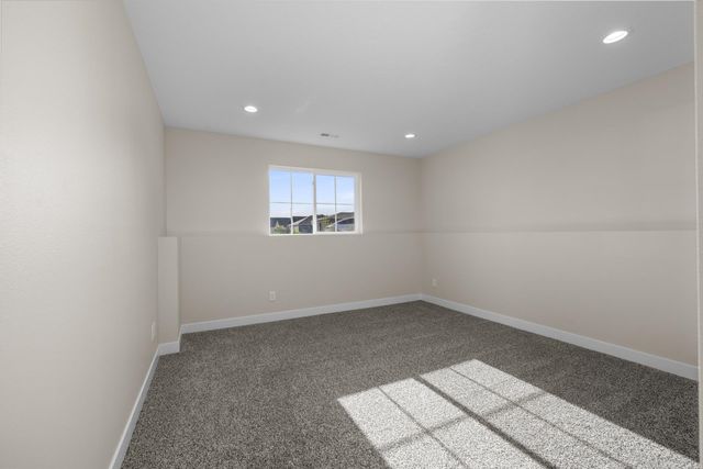 2401 15th St NW, Minot, ND 58703