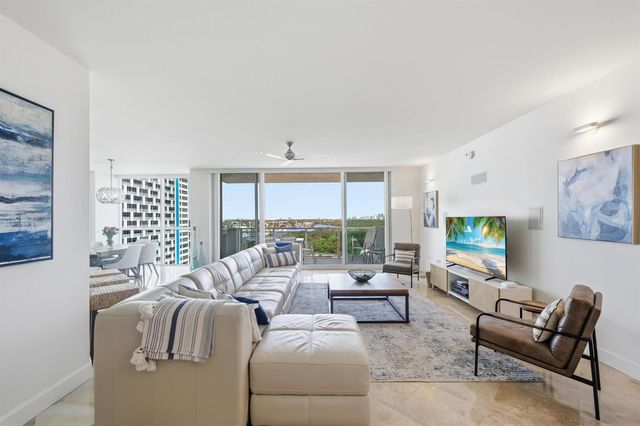 2845 NE 9th Street 906, Fort Lauderdale, FL 33304