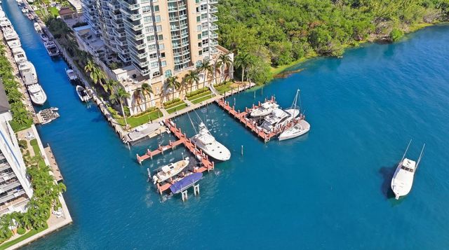 2845 NE 9th Street 906, Fort Lauderdale, FL 33304