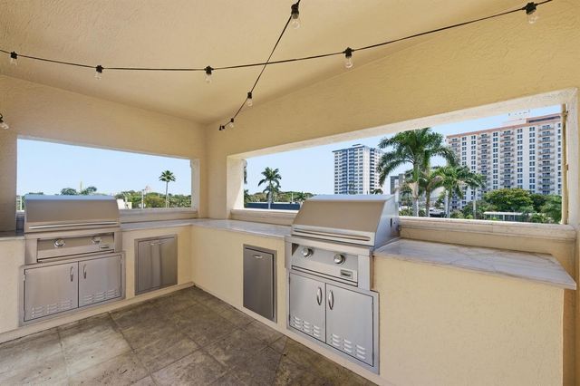 2845 NE 9th Street 906, Fort Lauderdale, FL 33304
