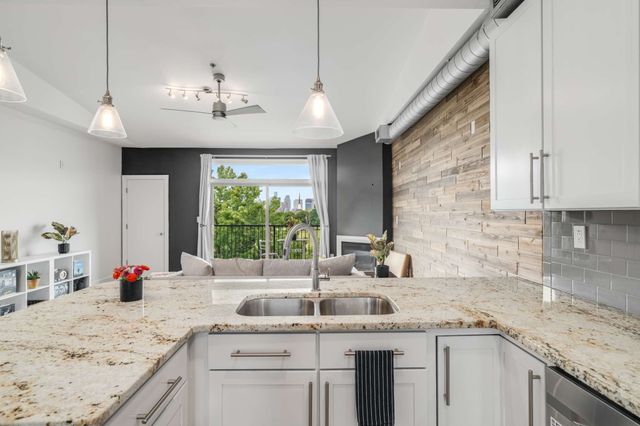 800 Woodland St Apt 307, Nashville, TN 37206