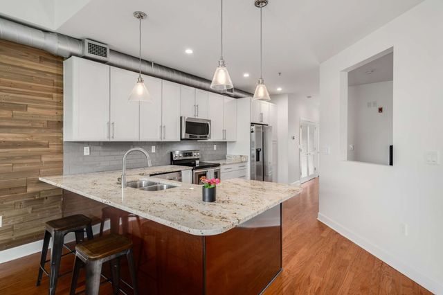 800 Woodland St Apt 307, Nashville, TN 37206