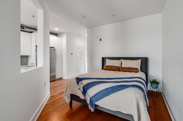 800 Woodland St Apt 307, Nashville, TN 37206