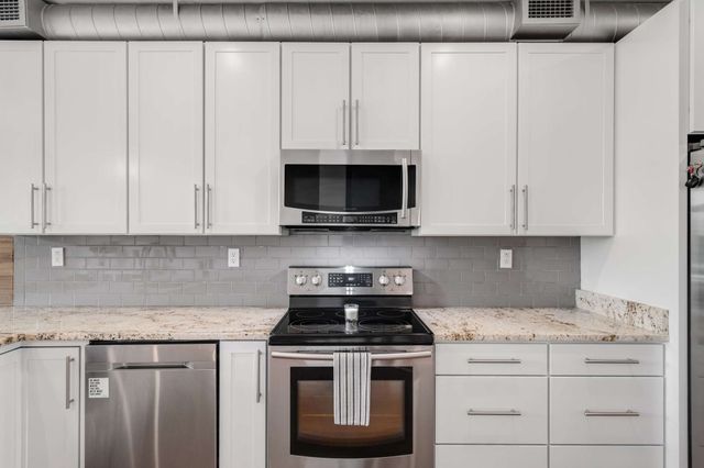 800 Woodland St Apt 307, Nashville, TN 37206