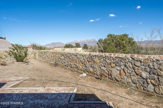 3250 Majestic Ridge, Las Cruces, NM 88011