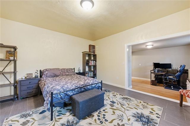 2221 Decatur ST, Chesapeake, VA 23324