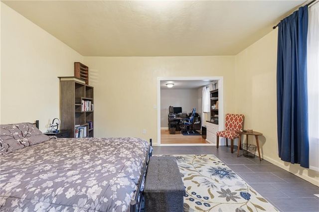 2221 Decatur ST, Chesapeake, VA 23324