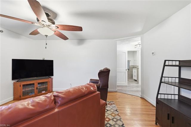 2221 Decatur ST, Chesapeake, VA 23324