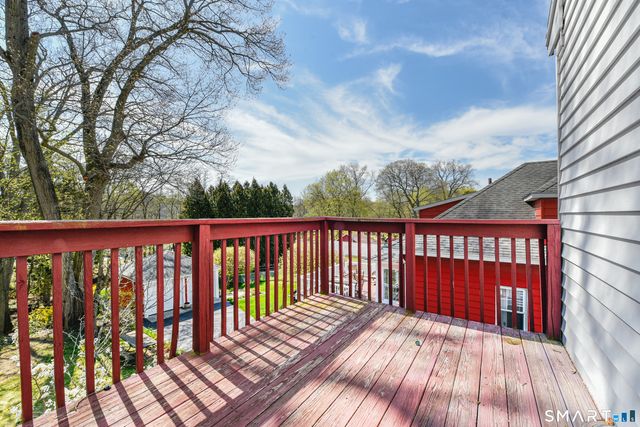 5 Moody Avenue, Fairfield, CT 06825