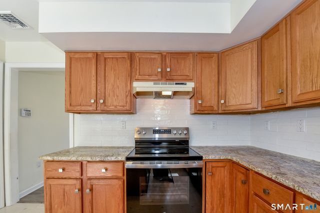 5 Moody Avenue, Fairfield, CT 06825