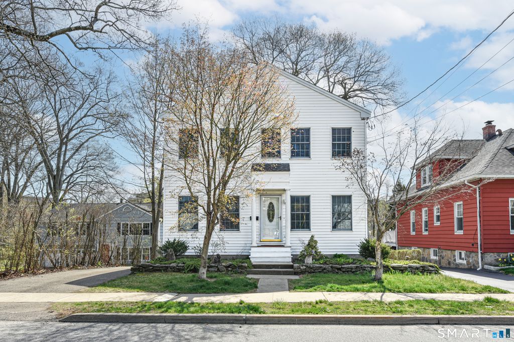 5 Moody Avenue, Fairfield, CT 06825