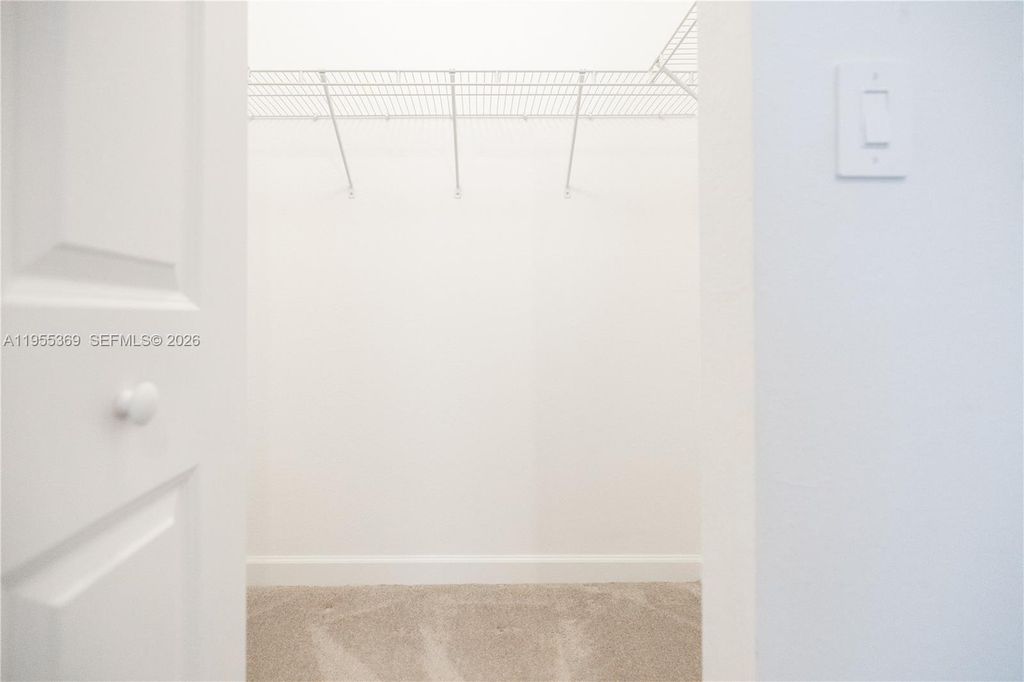 Image 27 of property listing at 24671 SW 119th Pl, Homestead, FL 33032