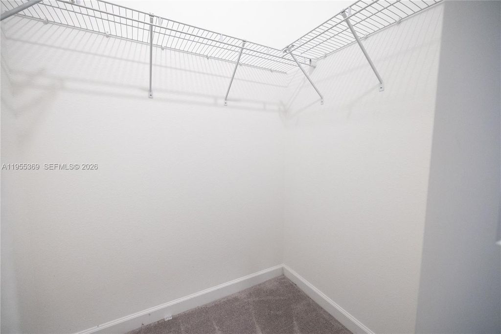 Image 28 of property listing at 24671 SW 119th Pl, Homestead, FL 33032