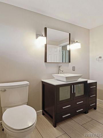 1689 Orchard Park Road, West Seneca, NY 14224