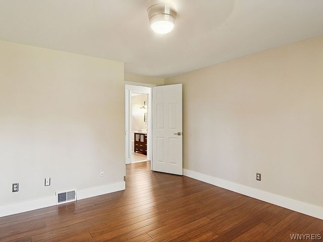 1689 Orchard Park Road, West Seneca, NY 14224