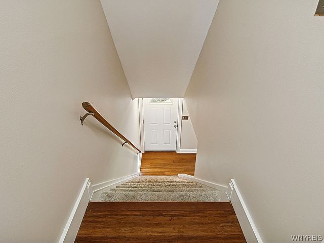 1689 Orchard Park Road, West Seneca, NY 14224