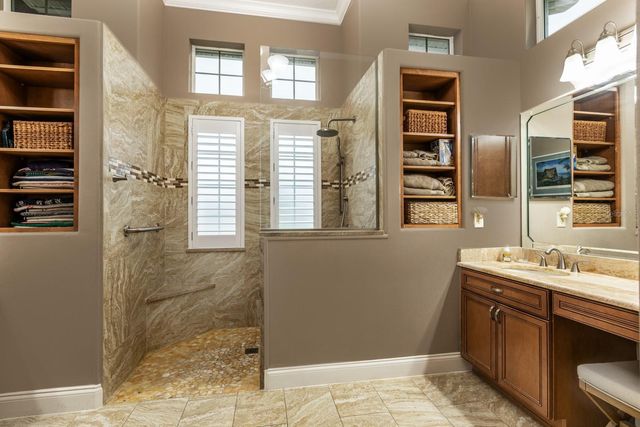 27028 OLD ENGLISH COURT, Leesburg, FL 34748