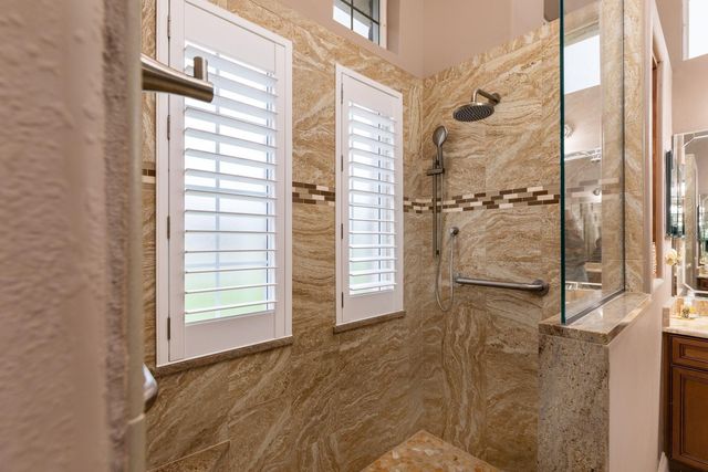 27028 OLD ENGLISH COURT, Leesburg, FL 34748