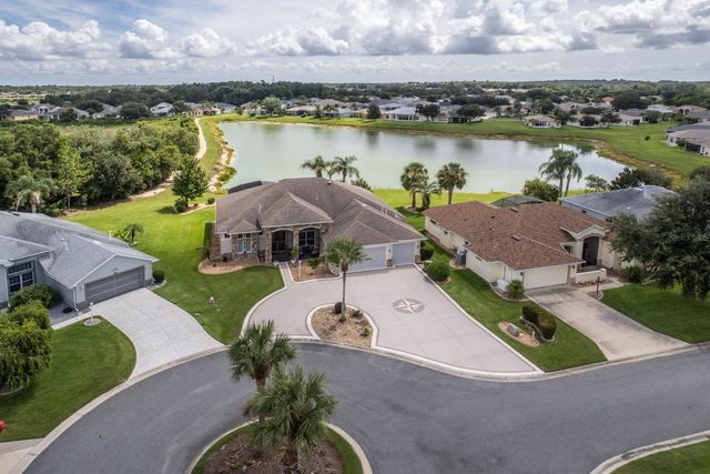 27028 OLD ENGLISH COURT, Leesburg, FL 34748