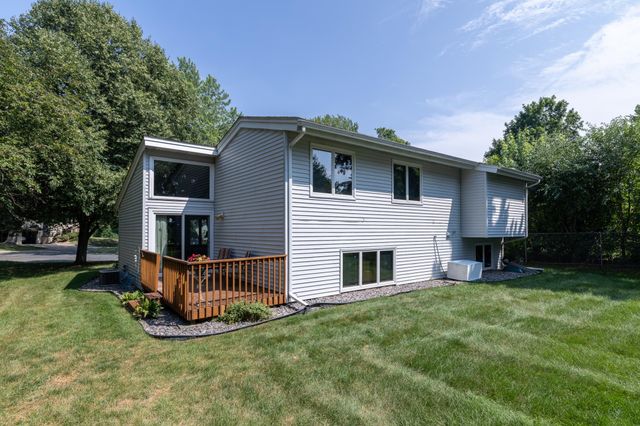3139 Quarry Court, Eagan, MN 55121