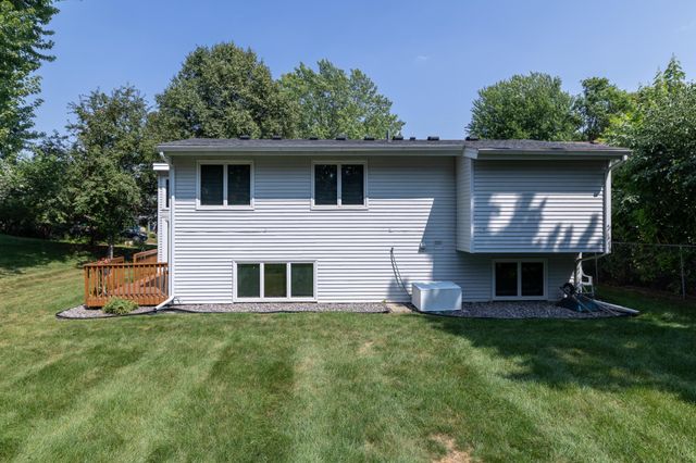 3139 Quarry Court, Eagan, MN 55121