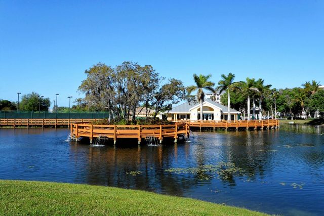 260 HIDDEN BAY DRIVE 405, Osprey, FL 34229