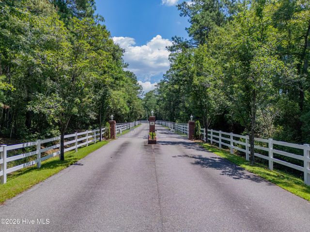 7037 White Bridge Lane SE, Leland, NC 28451