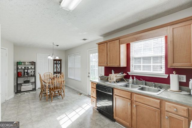 1534 Cardinal Lane, Winder, GA 30680