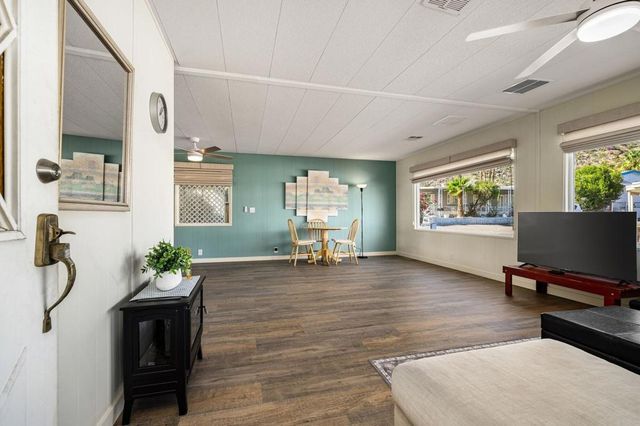 633 Cameo Drive, Palm Springs, CA 92264