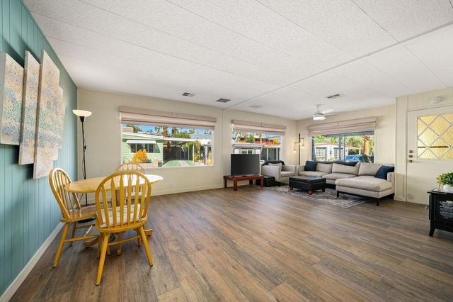 633 Cameo Drive, Palm Springs, CA 92264