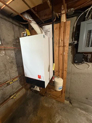 97-99 Blaisdell Street 1, Haverhill, MA 01832