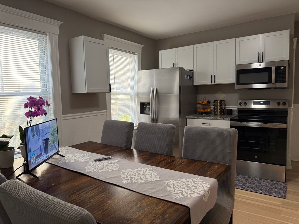 97-99 Blaisdell Street 1, Haverhill, MA 01832