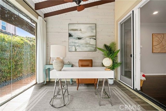 21 Fanpalm, Irvine, CA 92620