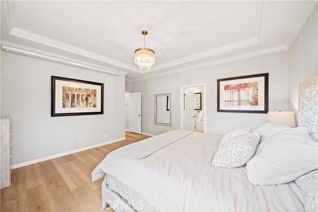 21 Fanpalm, Irvine, CA 92620