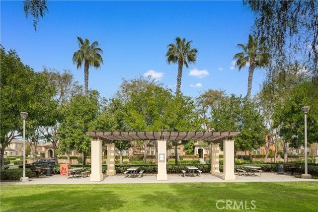 21 Fanpalm, Irvine, CA 92620