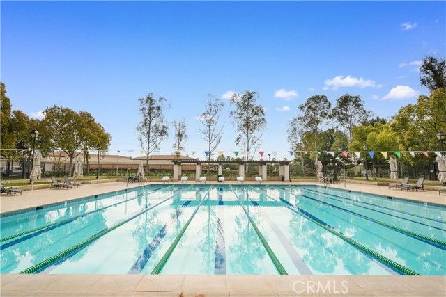 21 Fanpalm, Irvine, CA 92620