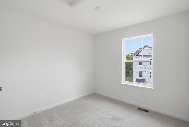 7 JUNIPER CT, Gettysburg, PA 17325