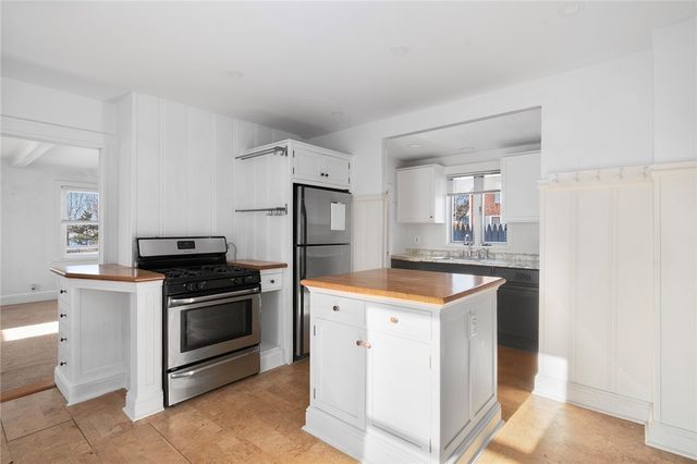 222 Second Street, East Providence, RI 02865